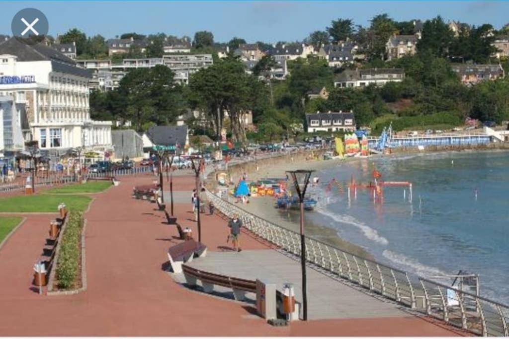 Appartement Plage De Trestraou Perros-Guirec Exterior foto
